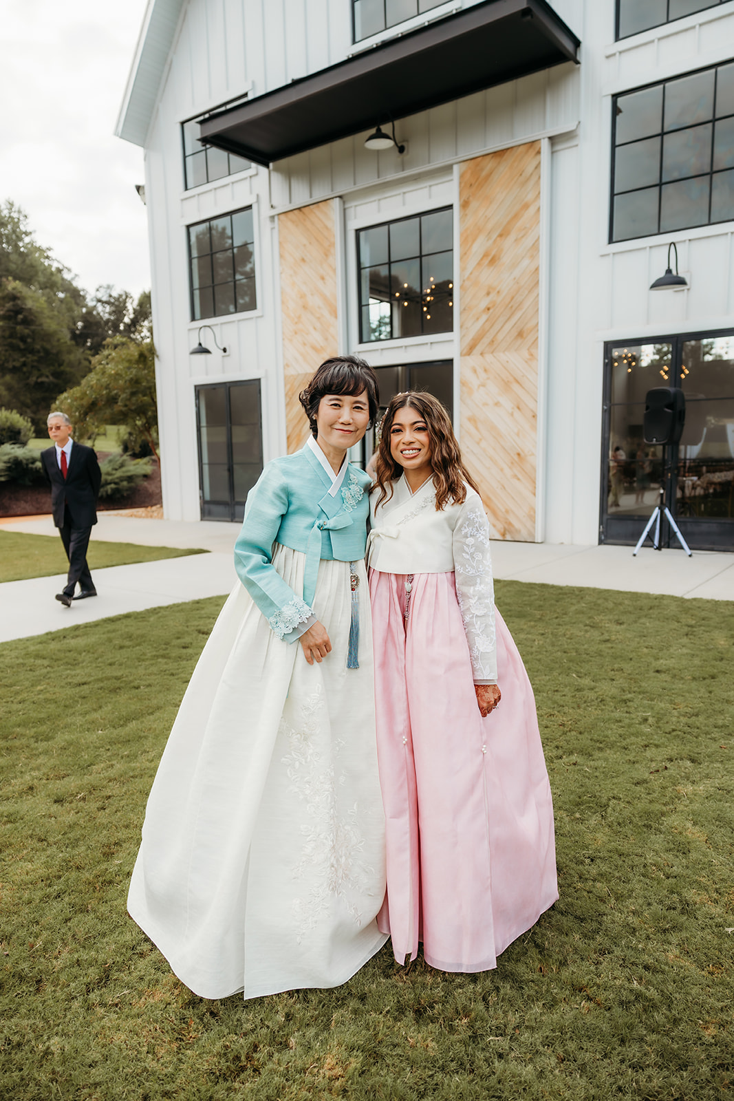 South Asian - Chinese wedding at the Barn South